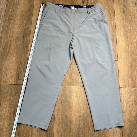 Izod Golf Pants Mens 42x30 Light Gray Classic Fit Chino Straight Leg Polyester - Picture 1 of 5